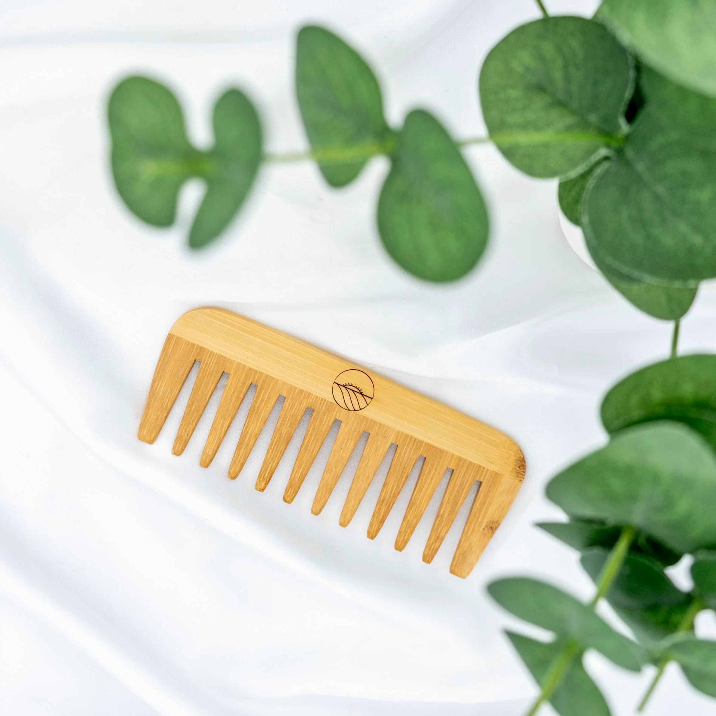 Greenland & Co - Bamboo Wide Tooth Comb