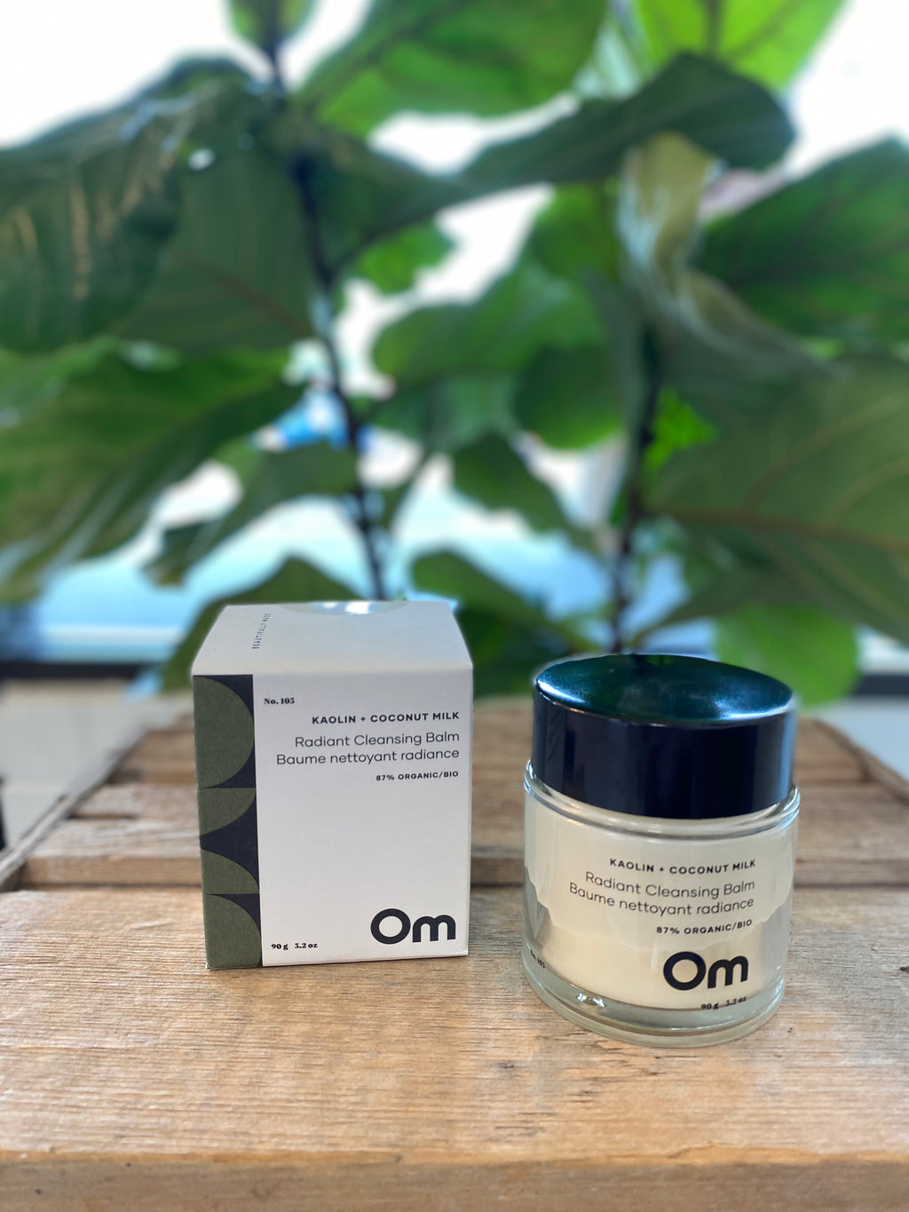 Om Organics - Kaolin + Coconut Milk Radiant Cleansing Balm