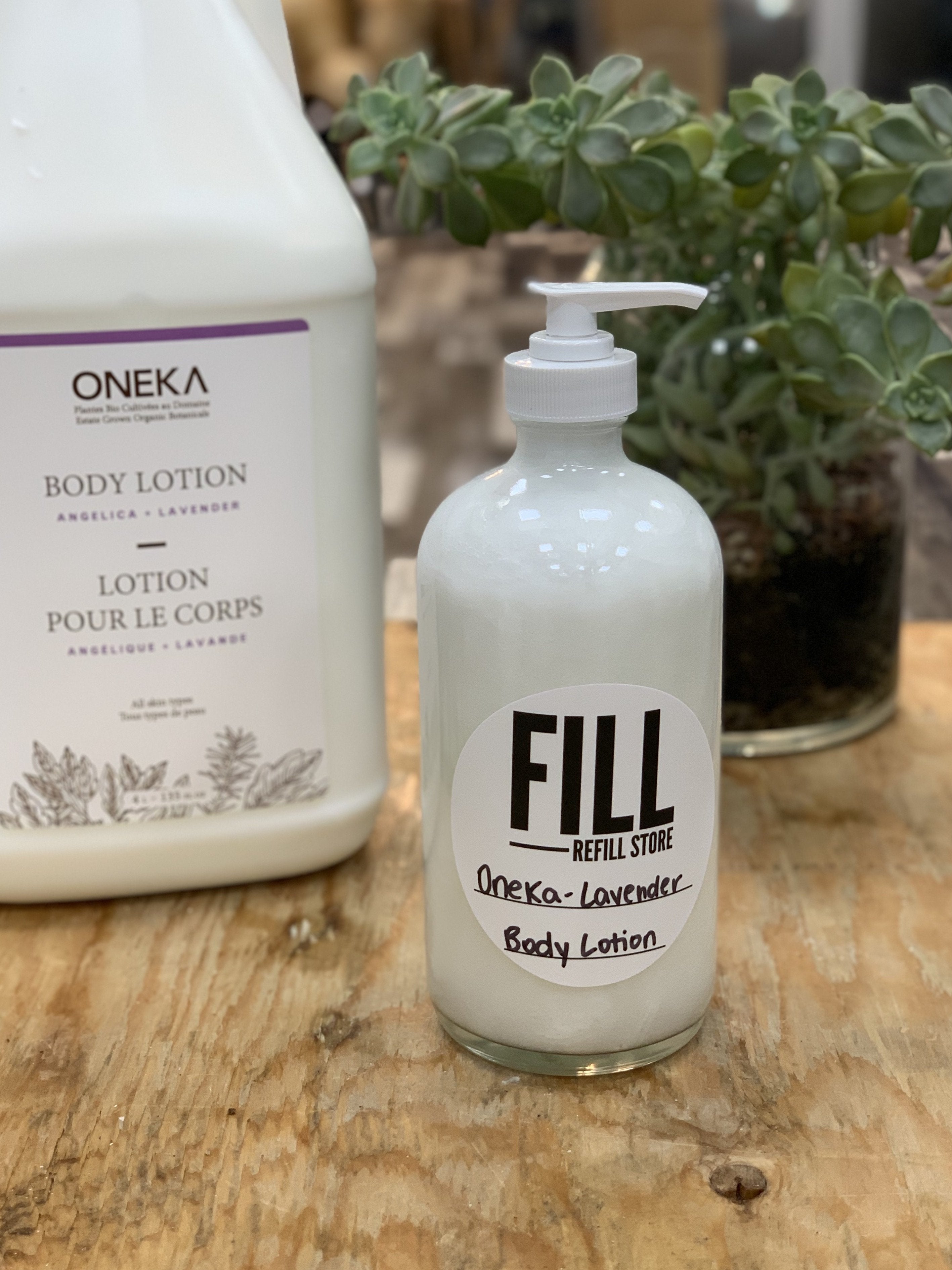 Oneka Body Lotion- Lavender 500 ml Glass Pump Bottle