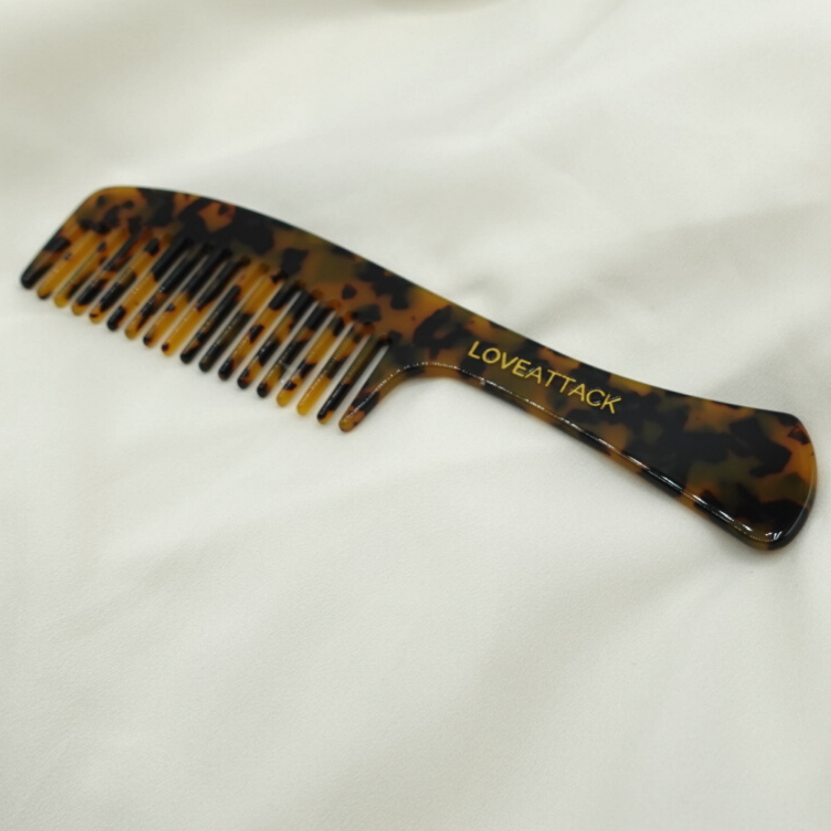 Love Attack - Long Handled Hair Comb